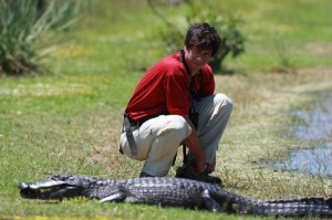 Mūsu gids un kaimans Čārlijs